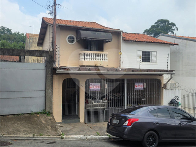 Sobrado à venda com 3 quartos, sendo 1 suíte,  em Tremembé, São Paulo, SP