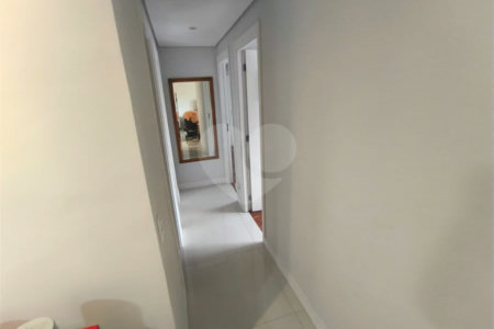 Apartamento à venda com 3 quartos, sendo 1 suíte,  em Jardim Vazani, São Paulo, SP
