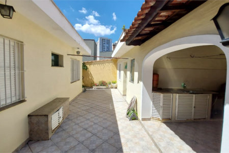Casa à venda com 4 quartos, sendo 2 suítes, em Jardim São Caetano, São Caetano do Sul, SP