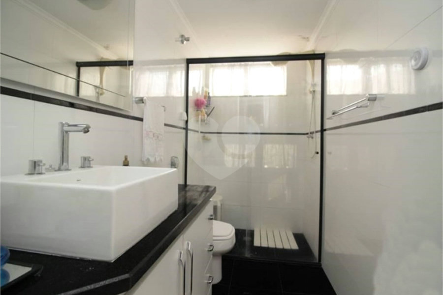 Sobrado à venda com 4 quartos, sendo 2 suítes, em Santana, São Paulo, SP