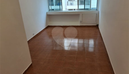 Apartamento à venda com 2 quartos em Praça da Bandeira, Rio de Janeiro, RJ