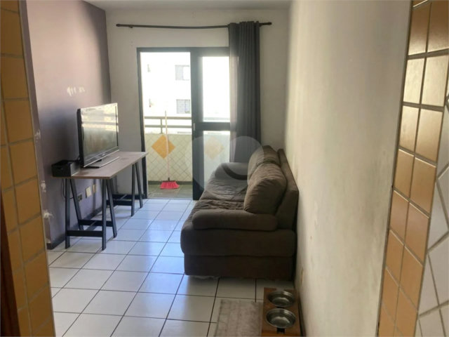 Apartamento à venda com 3 quartos, sendo 1 suíte,  em Vila Palmeiras, São Paulo, SP