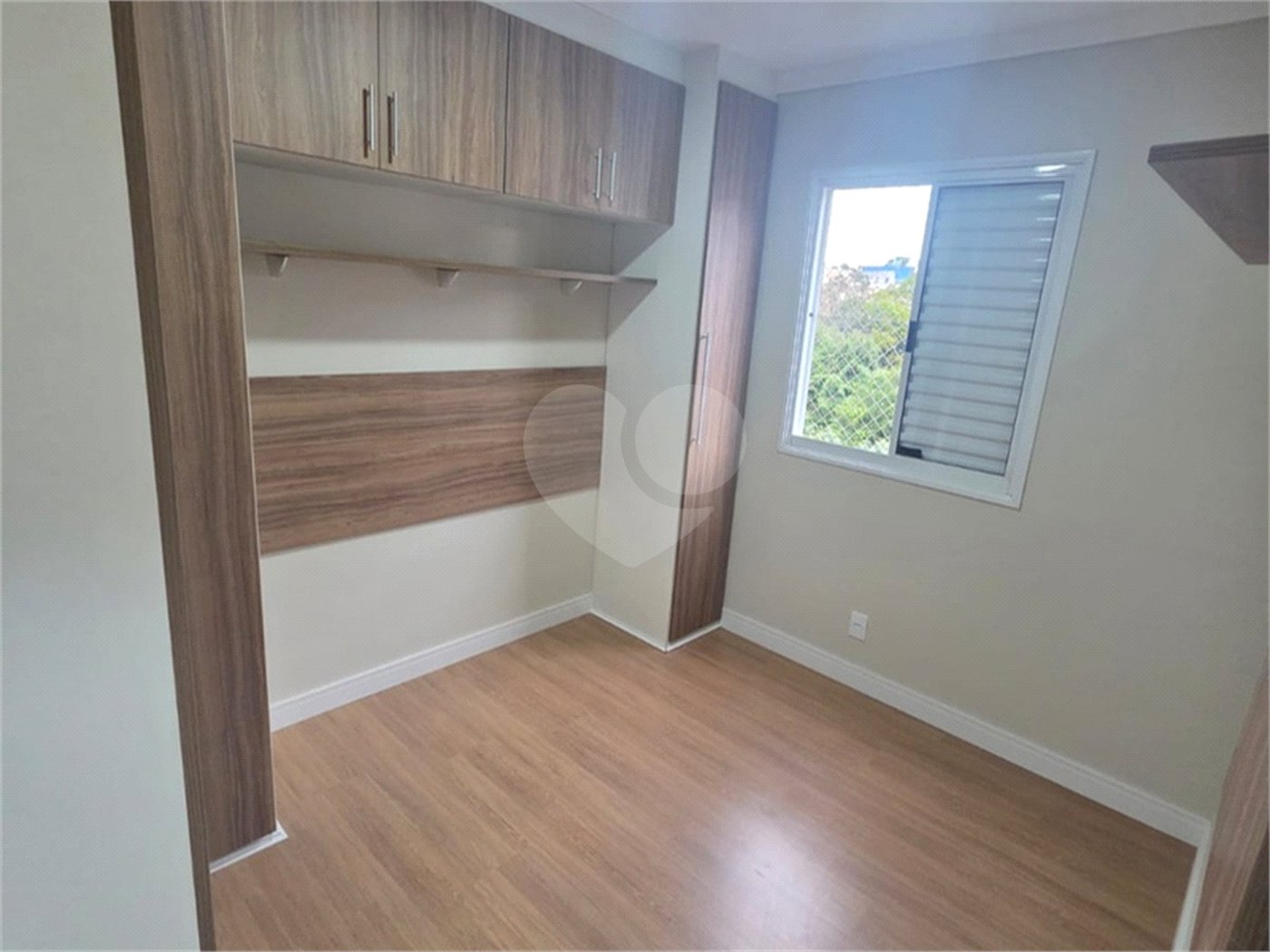 Apartamento à venda com 2 quartos em Vila Fiori, Sorocaba, SP