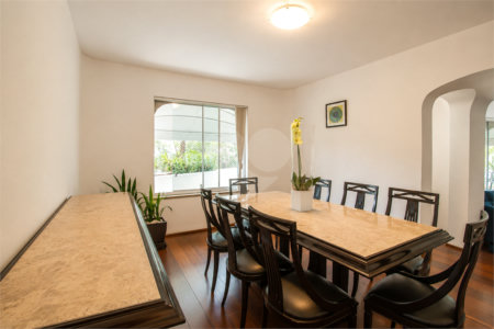 Apartamento à venda com 4 quartos, sendo 3 suítes, em Chácara Santo Antônio, São Paulo, SP