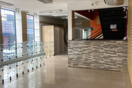 Salão para alugar no Centro, Araraquara, SP