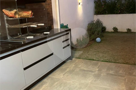 Casa à venda com 3 quartos, sendo 1 suíte,  no condomínio Villagio Imperiale, Louveira - SP