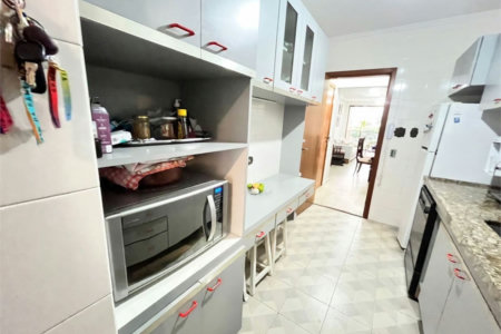 Apartamento com 2 Quartos e 2 Vagas à Venda em Pitangueiras – Guarujá/SP