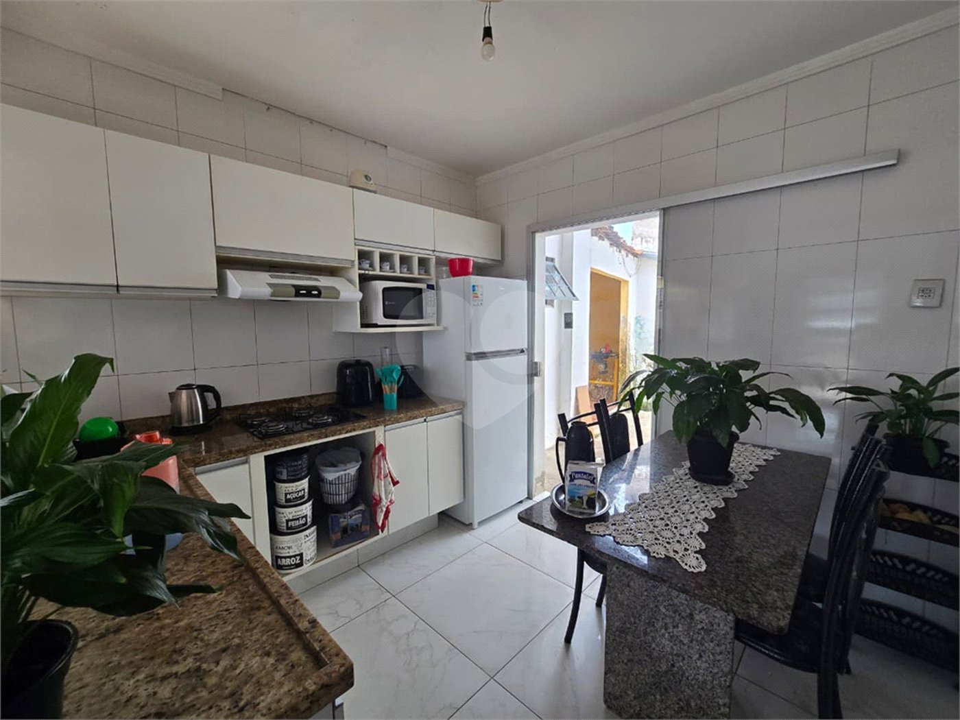 Casa à venda com 3 quartos, sendo 1 suíte, em Vila Maciel, Itapetininga, SP