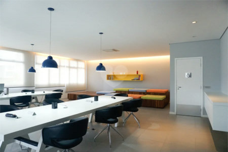 Apartamento à venda com 1 quarto em Cidade Monções, São Paulo, SP