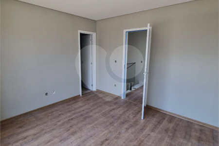 Casa à venda com 2 suítes no condomínio Residencial Vue26, Atibaia - SP