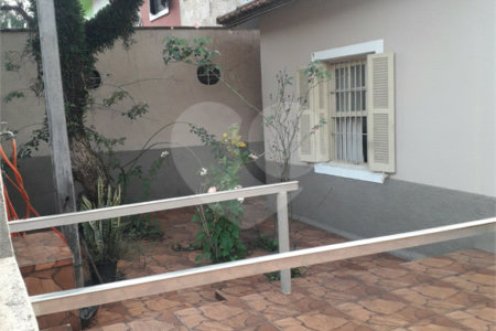 Casa Térrea à venda com 3 quartos em Jardim Nadir, São Paulo, SP