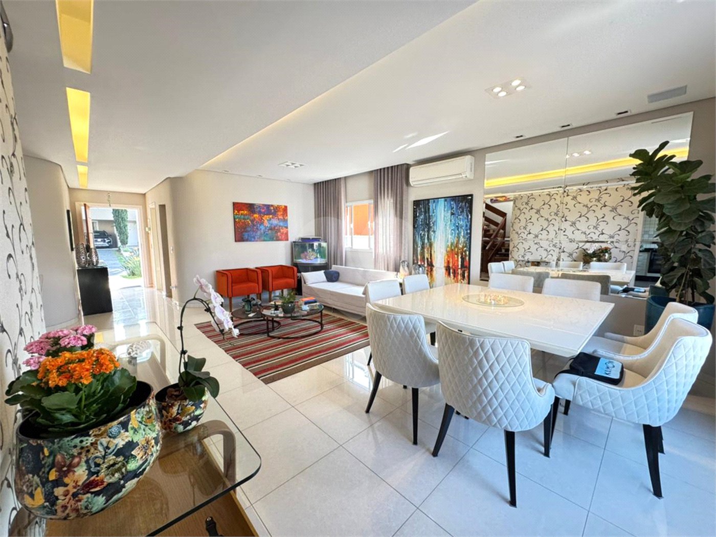 Casa à venda com 3 suítes no condomínio Terras de São Francisco, Vinhedo - SP