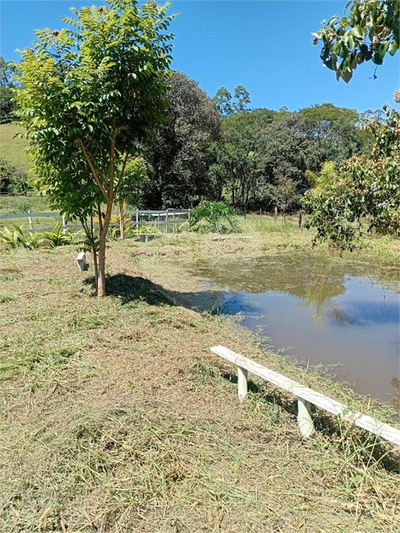 Sítio à venda com 2 quartos em Área Rural de Lagoinha, Lagoinha, SP