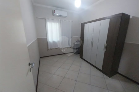Casa Térrea Disponível para Locação e Venda no Condomínio Vilaggio Capriccio