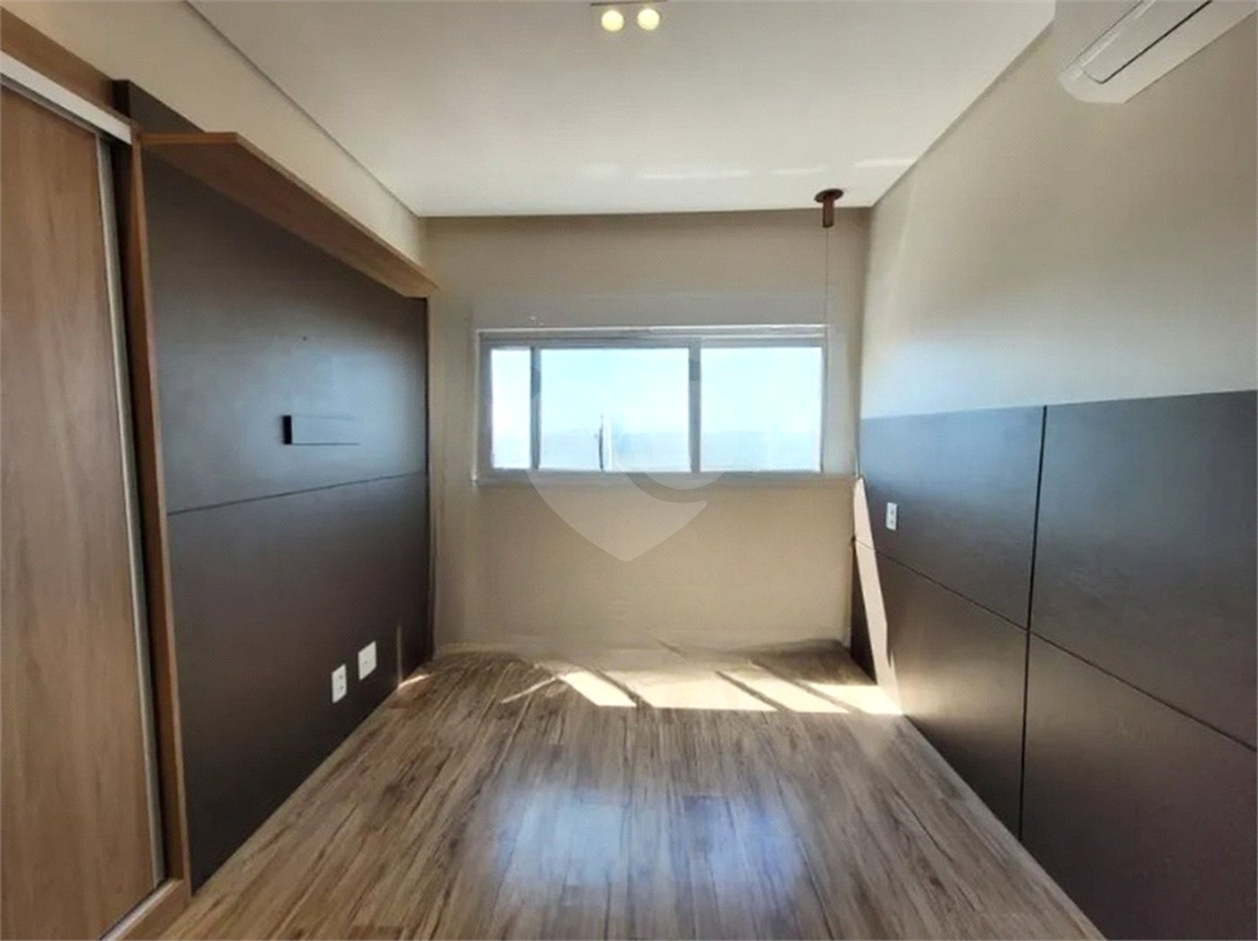 Apartamento à venda com 3 quartos, sendo 2 suítes, em Cambuci, São Paulo, SP
