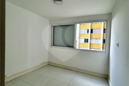 Apartamento de 105 m2, 3 dorms, 2 vagas livres em Perdizes