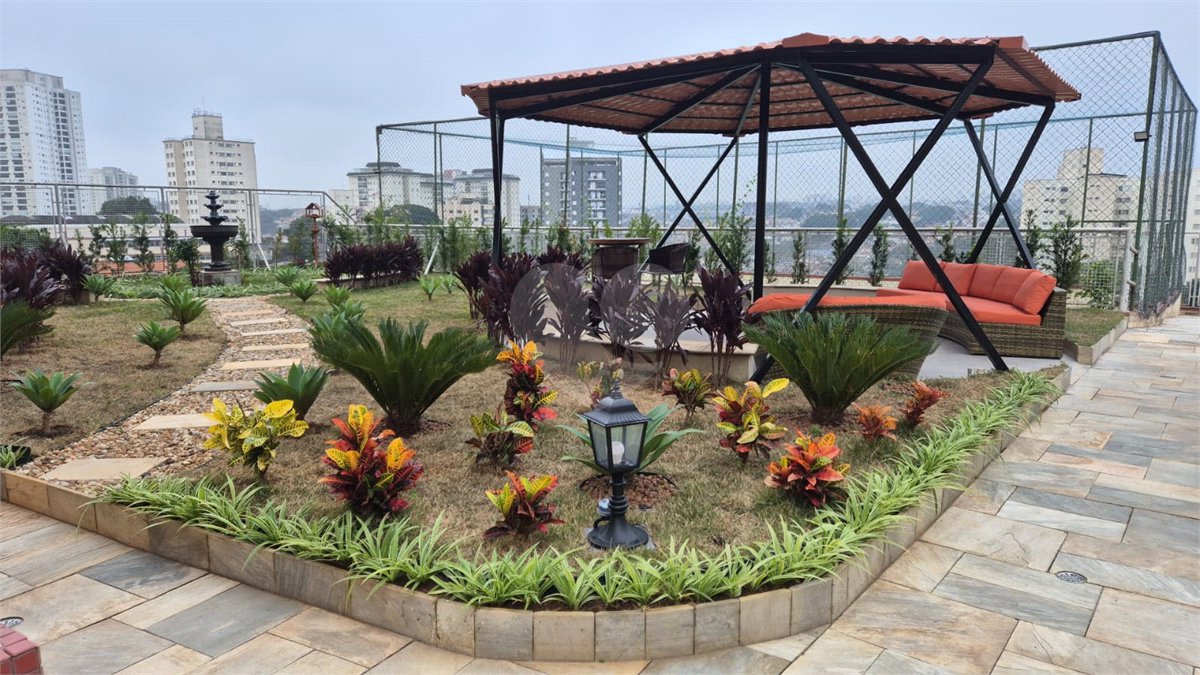 Apartamento na Vila Mascote | 1 dormitório | 1 vaga | Varanda