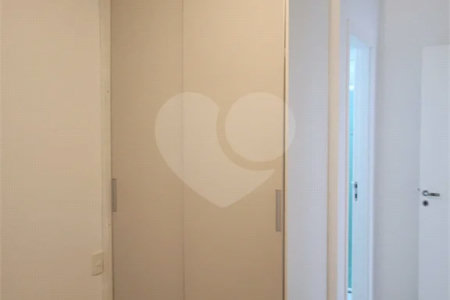 Apartamento à venda no Bom Retiro com 2 dormitórios