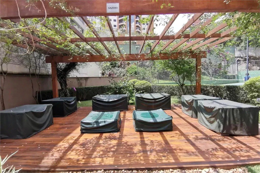 Apartamento à venda com 3 quartos, sendo 1 suíte, em Morumbi, São Paulo, SP