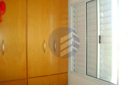 Casa à venda com 3 quartos, sendo 1 suíte, no condomínio Res Green Ville, São Paulo - SP