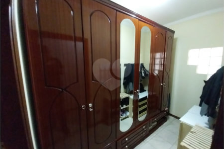 Sobrado à venda com 5 quartos, sendo 1 suíte,  em Terra Nobre, Louveira, SP
