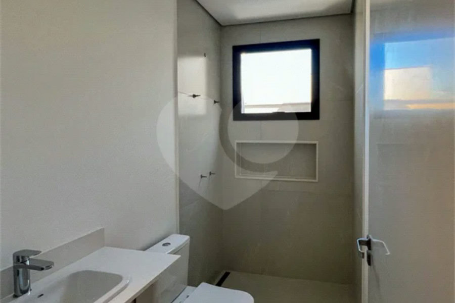Casa recém construída à venda no Condomínio Tomazella - Piracicaba / SP.