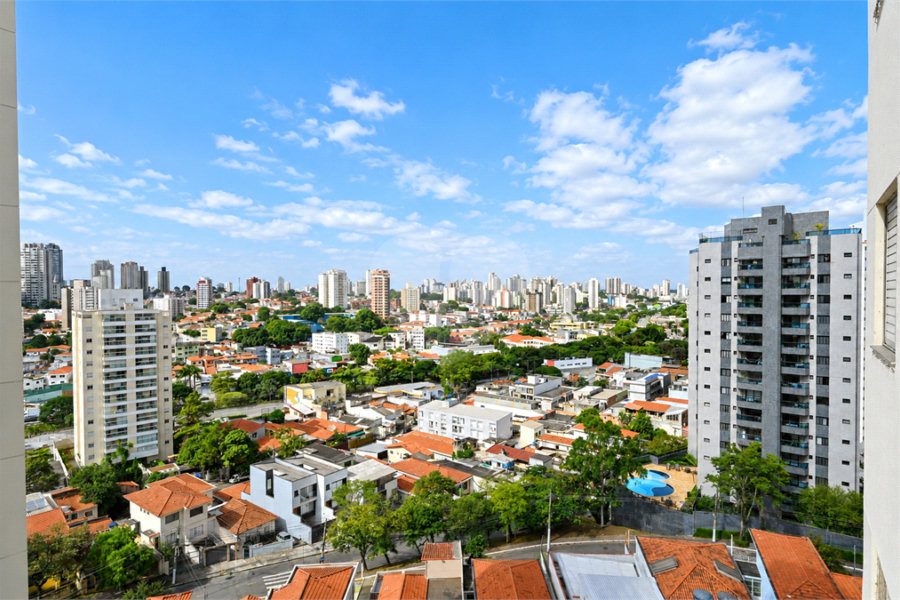 Apartamento, 75m² - 3 Dormitórios, 1 Suíte, 2 Vagas, Potencial para Reforma - Chácara Inglesa