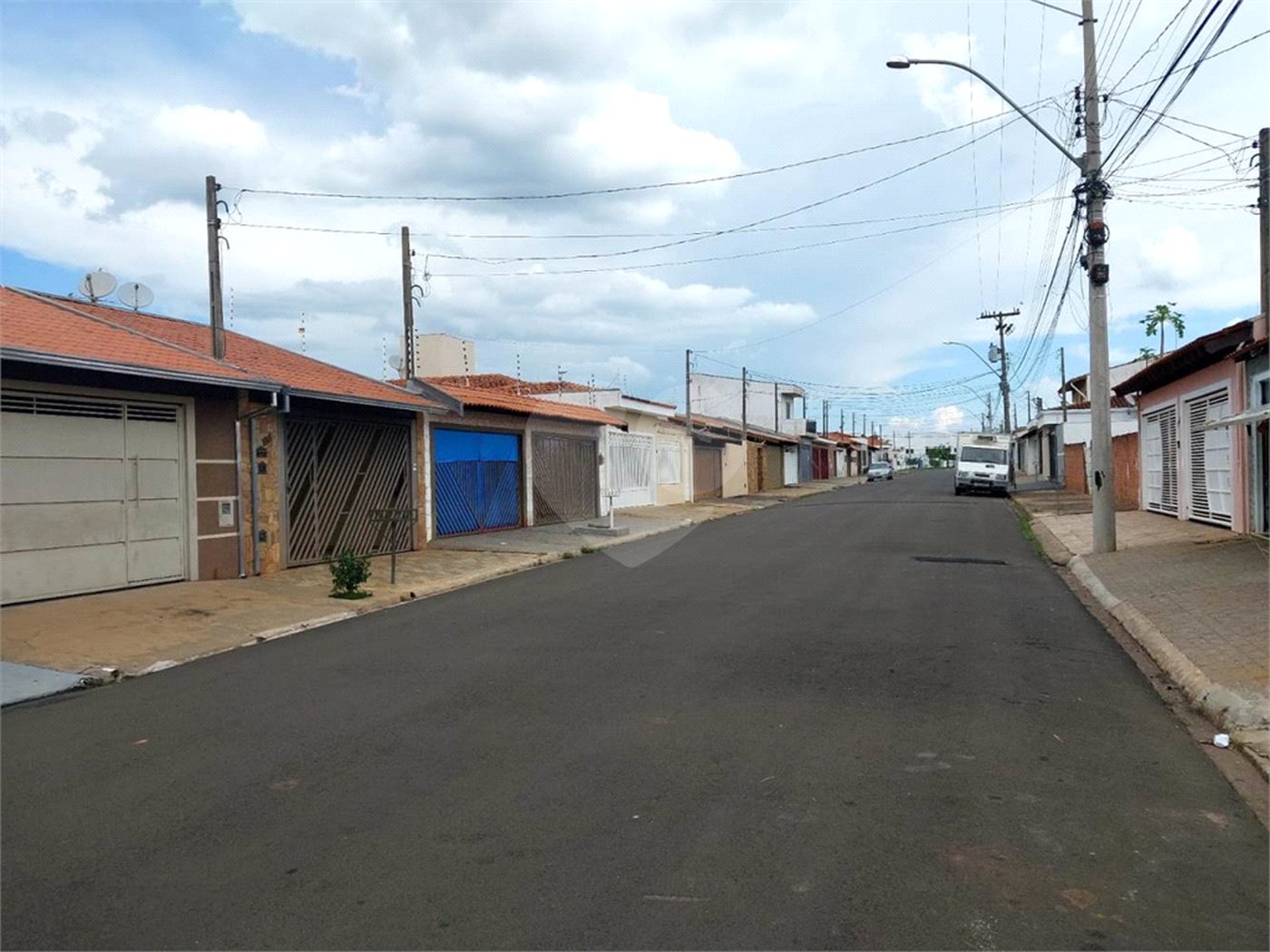 Casa sobrado para venda no Residencial Itamarati