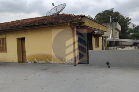 Prédio comercial no jardim bonfiglioli.