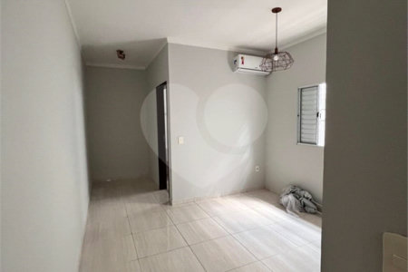 Casa Térrea à Venda em São Carlos, Santa Felícia