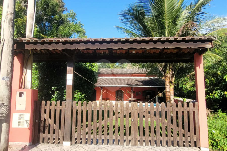 Casa à venda com 3 quartos, sendo 2 suítes, em Costa do Sol, Bertioga, SP