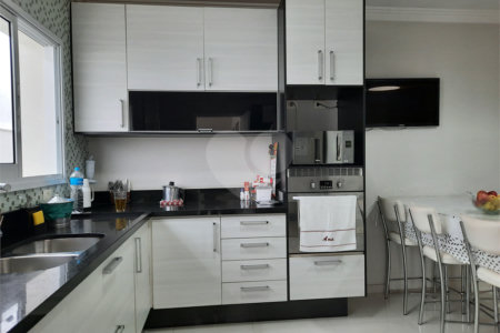 Casa com 3 quartos, térrea, plana, na City Campo Grande