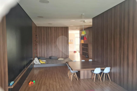 Apartamento à venda com 3 quartos, sendo 1 suíte, em Barra Funda, São Paulo, SP
