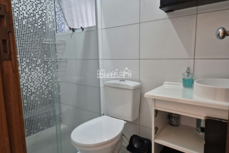 Casa à venda no Bairro Imperial – Atibaia | 2 dormitórios, suíte, 2 vagas e área gourmet