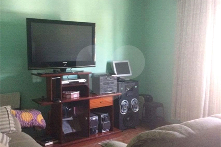 Casa à venda com 4 quartos, sendo 1 suíte,  em Vila Maria, São Paulo, SP