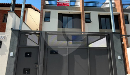 Sobrado à venda com 3 quartos, sendo 1 suíte,  em Sítio da Figueira, São Paulo, SP
