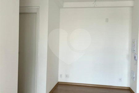 Apartamento para alugar com 2 quartos, sendo 1 suíte, em Vila Firmiano Pinto, São Paulo, SP