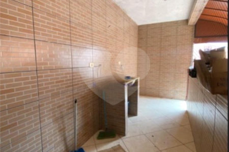 Sobrado à venda com 2 quartos, sendo 1 suíte, em Jardim Álamo, Guarulhos, SP