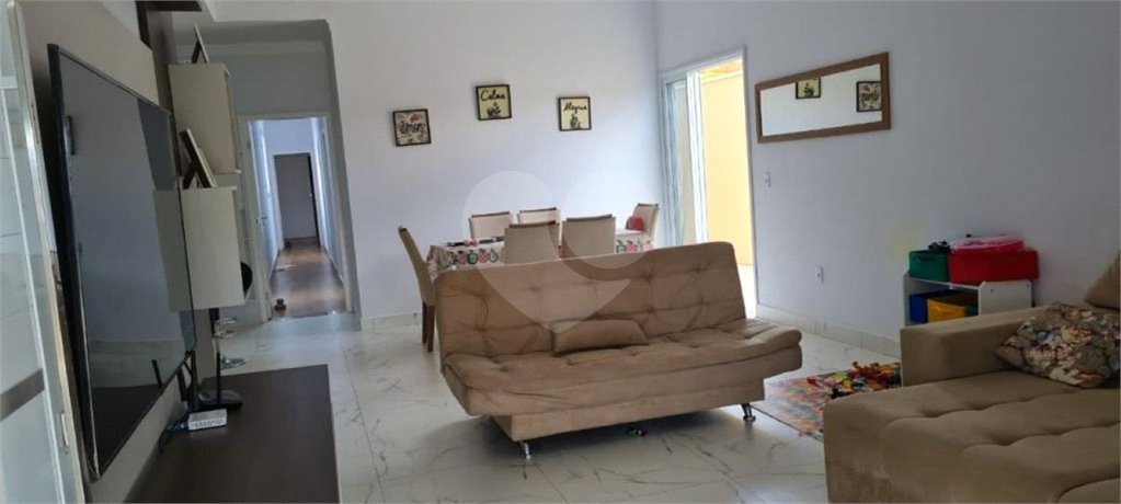 Casa à venda ou para alugar com 4 quartos, sendo 1 suíte, no condomínio Mirante dos Ipês, Salto - SP