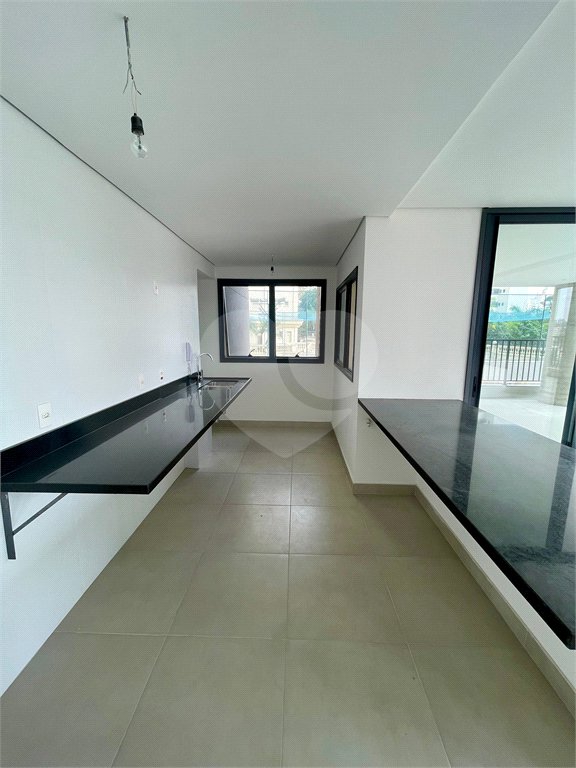 Apartamento à venda com 3 suítes em Jardim Vila Mariana, São Paulo, SP