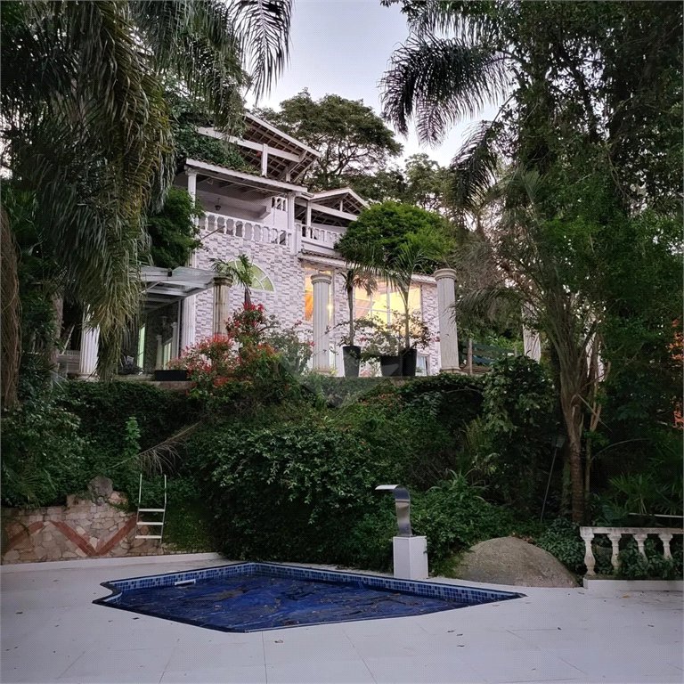 Casa para alugar com 4 suítes no condomínio Alpes da Cantareira, Mairiporã - SP