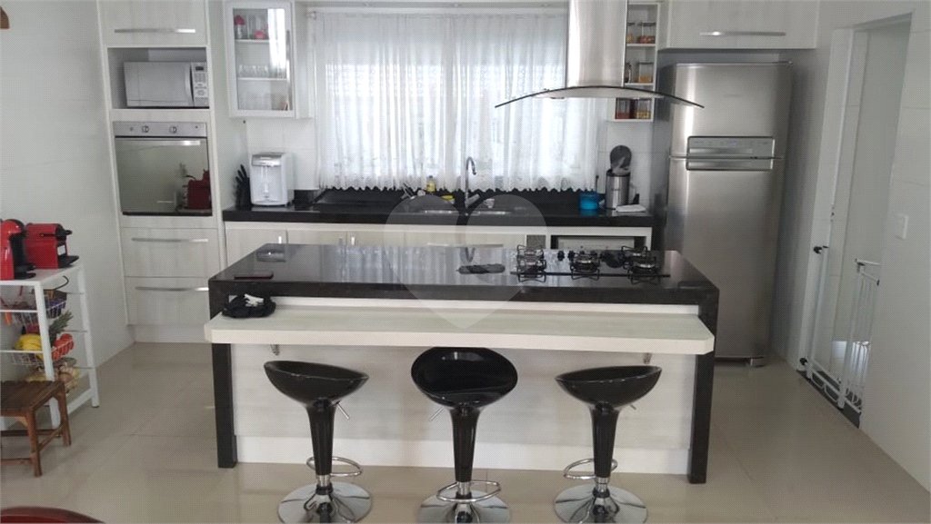 Casa à venda com 3 suítes no condomínio Damha III, São Carlos - SP