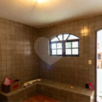 Casa à venda com 4 quartos, sendo 1 suíte, em Vila Tiradentes, São Paulo, SP