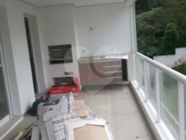 Apartamento à venda com 3 quartos, sendo 1 suíte,  em Chácara Pavoeiro, Cotia, SP