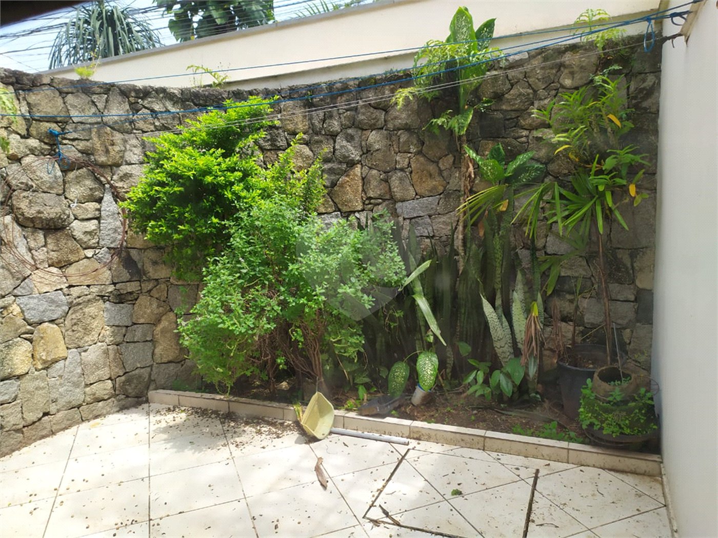 Casa à venda com 4 quartos, sendo 2 suítes, em Jardim das Vertentes, São Paulo, SP