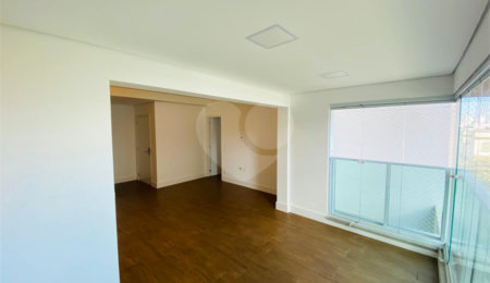 Apartamento à venda ou para alugar com 3 quartos, sendo 1 suíte,  em Vila Mogilar, Mogi das Cruzes, SP