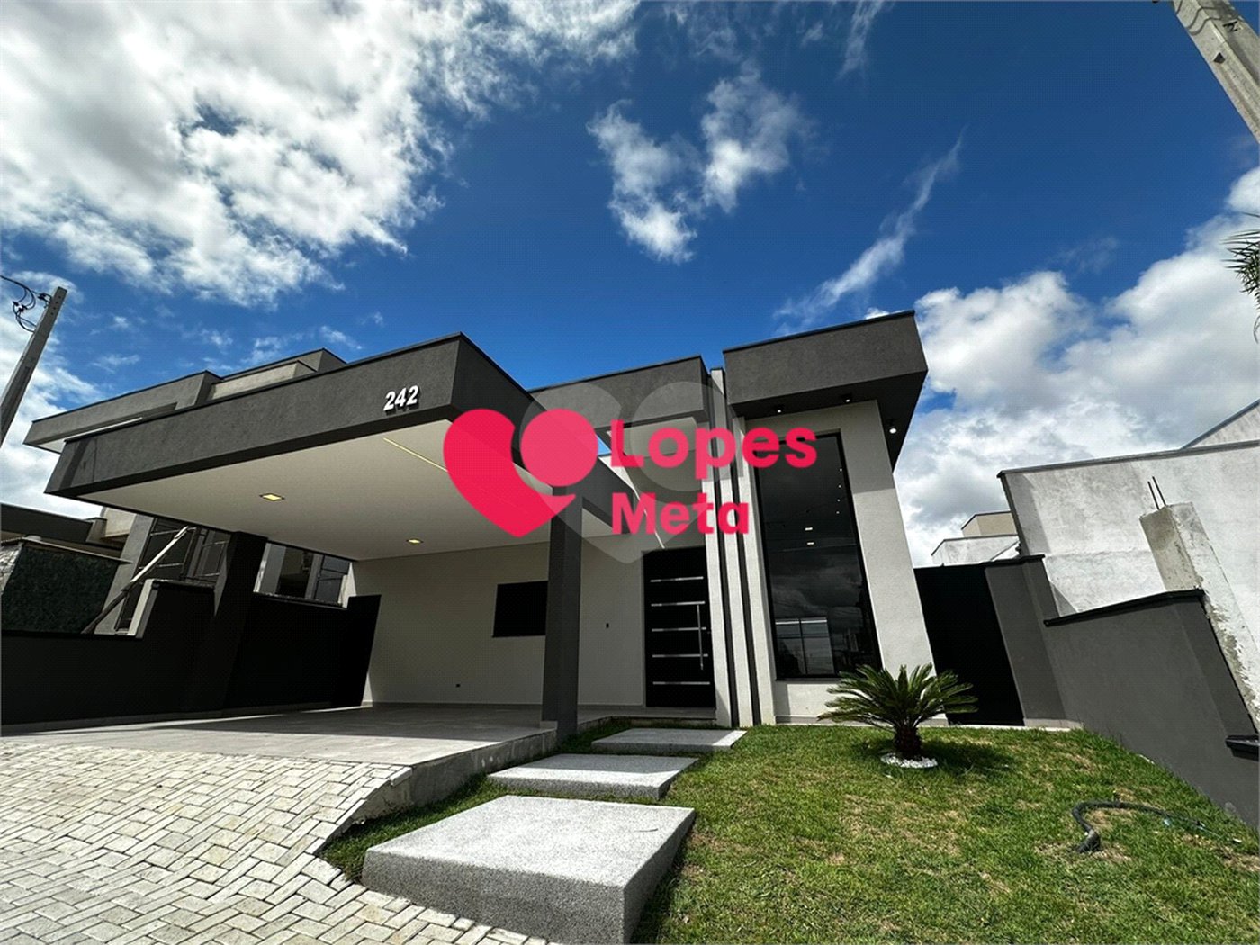 Casa à venda com 3 quartos, sendo 2 suítes, no condomínio Reserva Rudá, São José dos Campos - SP
