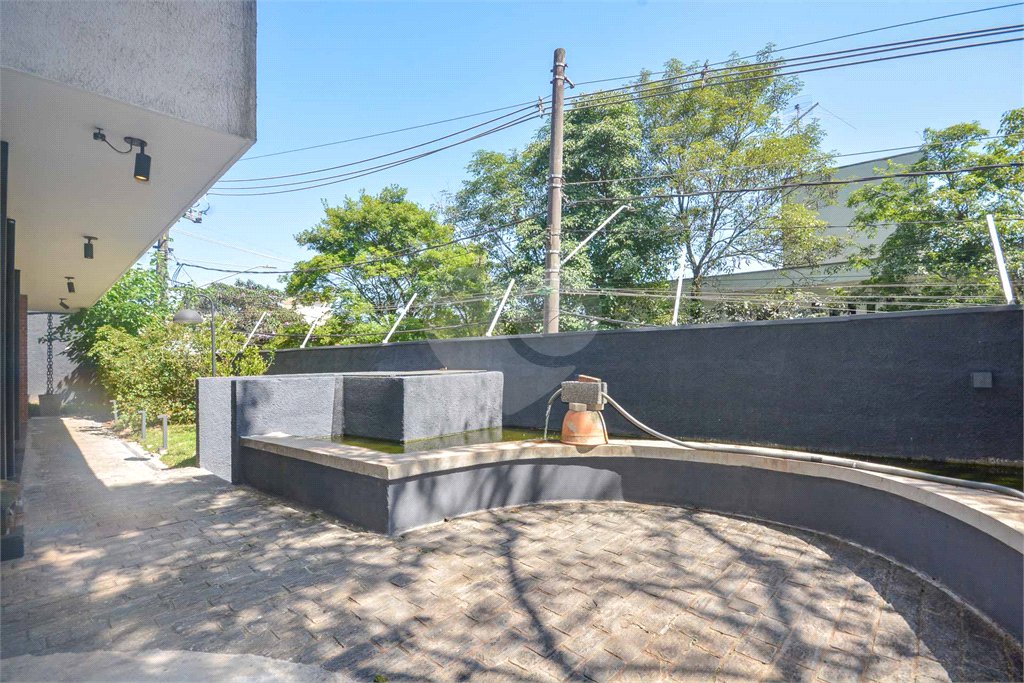 Sobrado à venda com 5 quartos, sendo 1 suíte,  em Retiro Morumbi, São Paulo, SP