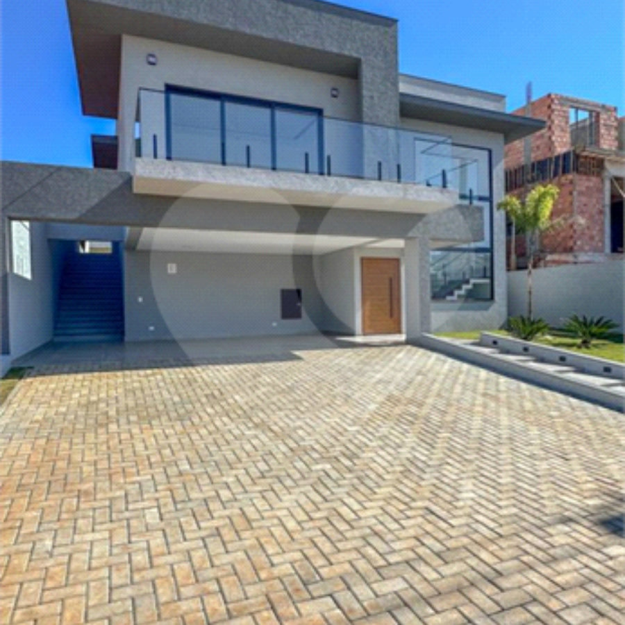 Casa à venda com 3 suítes no condomínio Shamballa 3, Atibaia - SP