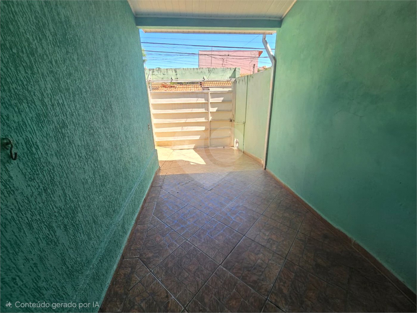 Casa à venda com 5 quartos, sendo 1 suíte,  em Vila Santana, Itapetininga, SP